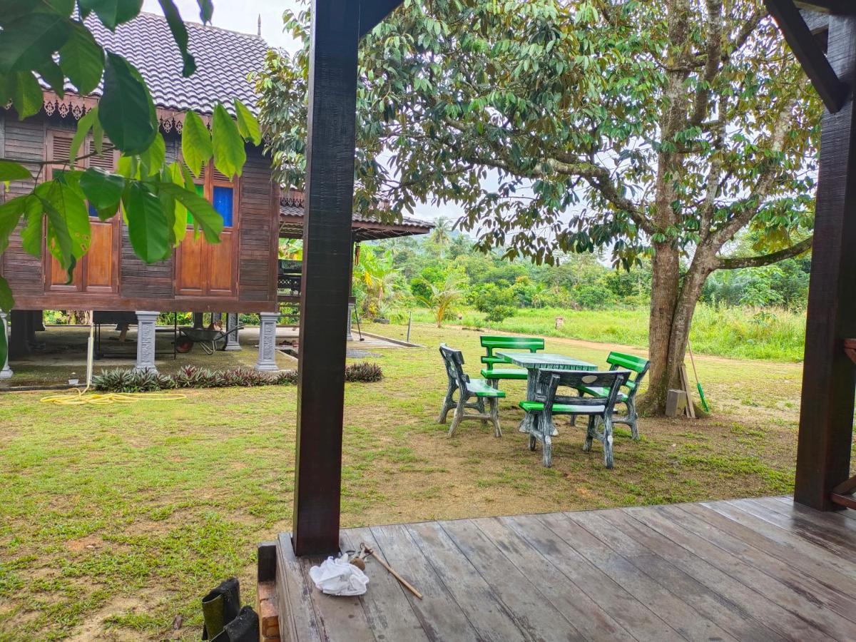 Homestay Kampung Den Kampong Jimah Luaran gambar